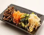 ナムル4種盛 나물모듬 Vegetables set(韓国料理ナジミキンパ)