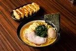 味玉豚骨醤油ラーメン 背脂生姜餃子セット（百麺 中目黒店）