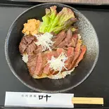 特選和牛欲張り丼(1日5食限定)（焼肉酒場 叶 本店）