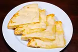 チーズナン/Cheese Nan（インド・ネパールレストラン タカリ バンチャガル）