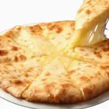 女性に人気とろとろチーズナン Cheese Naan（究極のビリヤニ料理 椎名町店）