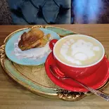 ほうじ茶ラテ(+Plus I Cafe)