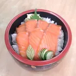 サーモン丼（寿司百花川崎鶴見店）