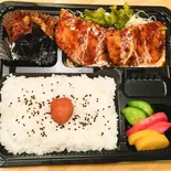 ハンバーグ弁当(ゴールデン酒場SANGO-YA)