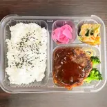 ハンバーグ弁当（おかん家）