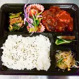 ハンバーグ弁当（らいむ亭）