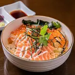 鮭親子丼(海鮮問屋 鶴橋店)