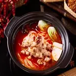 麻辣肥牛卷米线Spicy Fatty Beef with Rice Noodles麻辣ジューシー牛肉巻き米線※辛さ:3（天府李米線 TINA'S NOODLE KITCHEN）