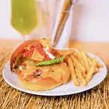 メキシカンサルサバーガー(KAKUMEI burger & cafe)