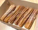 【当店人気 No.3】 ♡ 揚げたてチュロス シナモン 6本入り ♡ Churro With Cinnamon（揚げたて揚げパン）