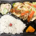 野菜炒め弁当 お味噌汁付き（居酒屋 大将）