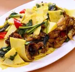 ẾCH XÀO MĂNG・カエルとタケノコ炒め（ベト街-PHOVIET）