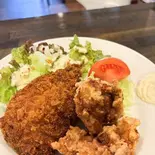 アジフライ＆唐揚げ弁当（ゴイゴエ酒場）