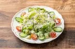 パニールサラダ Paneer Salad(野菜を食べる自然派カレー ナタラジ 荻窪店)
