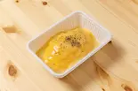 カルボナーラソースオムライス（デカ盛り弁当 はるき 平岸店【唐揚げ弁当屋】）