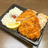 からあげ＆とんかつ弁当【からあげ2個・とんかつ1枚】（デカ盛り弁当 はるき 大通店【唐揚げ弁当屋】）