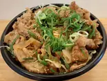 ごはんとベストマッチ!豚の生姜焼き丼(ぎんのいえ)