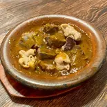 清水のモツカレー煮込み（静岡おでんと浜松餃子 Feathrs）