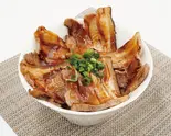 特製炙りチャーシュー丼(冷麺屋 鶴虎 早稲田店 REIMENYA TSURUTORA)
