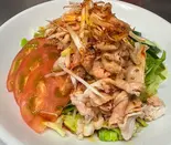 豚しゃぶサラダ（福記餃子）