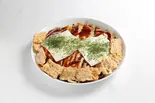 チーズ・イカ天入り広島風お好み焼き（広島風お好み焼き専門店 光ちゃん）