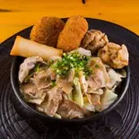 豚塩丼(唐揚げ2個、メンチカツ、クリームコロッケ、春巻き)（満腹食堂 新栄店）