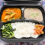 ダールバットセット(Dal Bhat Set) チキン（マックセ ダイニング＆バー）