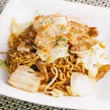 キムチと豚バラの焼きそば（ソース焼きそば MENRUI 沼袋店 Sosu Yakisoba MENRUI Numabukuro）