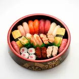 ■極撰函市 (ごくせんはこいち) 【極上本マグロ中トロ】11種全22貫 9200円→4600円（産直市場 はこいち 本店）