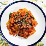 豚キムチ丼(目玉焼き付き)（オンマのご飯）