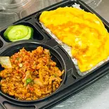 ガパオライス(鶏肉)+ご飯+タイ風卵焼き กะเพราไก่+ข้าวสวย+ไข่เจียว(PINTO)