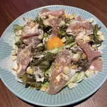 生ハムシーザーサラダ（Romeo Diner）