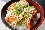 ミニからマヨ丼（具だくさん豚汁 まんぷく豚兵衛）