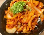 豚キムチ丼（おんま）