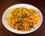 チキンチョウミンネパール焼きそば/Chowmein（インドレストランガウレ美野島）