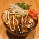 肉増し!炙りチャーマヨ丼(Bar Jam)