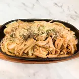 おすすめ ボリューム満点 ホルモン焼うどん（玉屋食堂）