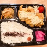 チキン南蛮弁当(ごはん180g、チキン南蛮170g)（旬彩鮮魚そざいや）