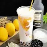 マンゴーミルクシェイク Mango Milk Shake（金星 ヴィーナス ビューティアサイーフルーツボウル Venus beauty Acai fruit-bowl 北千住店）