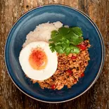 ピリ辛パクチーガパオライス (Spicy＆Coriander)Gapao Rice（やみつきガパオ食堂 高殿店）