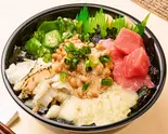 ネバとろ隠し明太丼(141)(魚丼 東十条店)