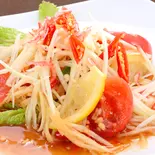 ソムタム【3辛】 ส้มตำเผ็ด 【3】（タイ料理　クルアチャオプラヤー）