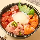 旨味温玉丼（魚丼屋next船橋店）