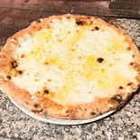 Bianchi ビアンキ（Pizzeria Gelateria RAZZO）