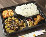茄子とジャガイモと鶏そぼろ弁当(麺香厨)