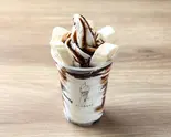 チョコバナナパフェ（アイスるんです JR西宮店）