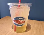 100%アップルジュース（SAUCE UP BUGER）