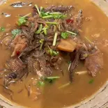 鶏肉とキノコの煮込み 鸡肉蘑菇炖煮（菜福楼本八幡支店）