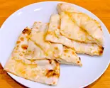 チーズナン/Cheese Nan（富士インド料理 足立店）