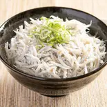 釜揚げしらす丼（和洋レストラン 岩崎）